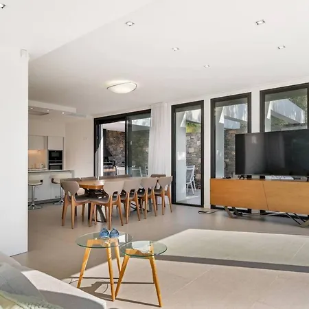 Villa De Ensueno Con Piscina En Girona Franciach